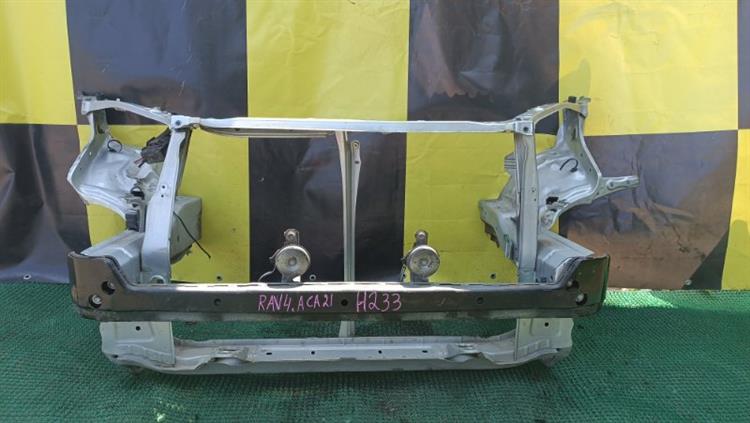 Рамка радиатора Тойота РАВ 4 в Перми 103307