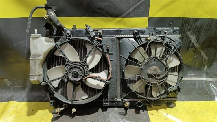 Радиатор основной Хонда Фит в Перми 105259