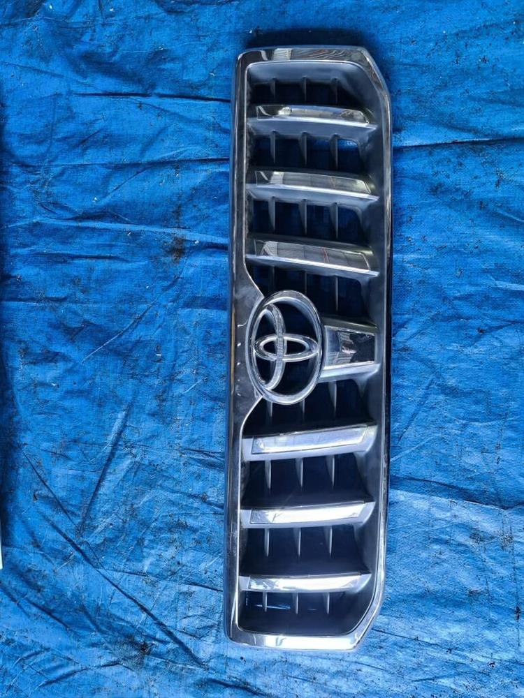 Решетка радиатора Тойота Ленд Крузер Прадо в Перми 227691