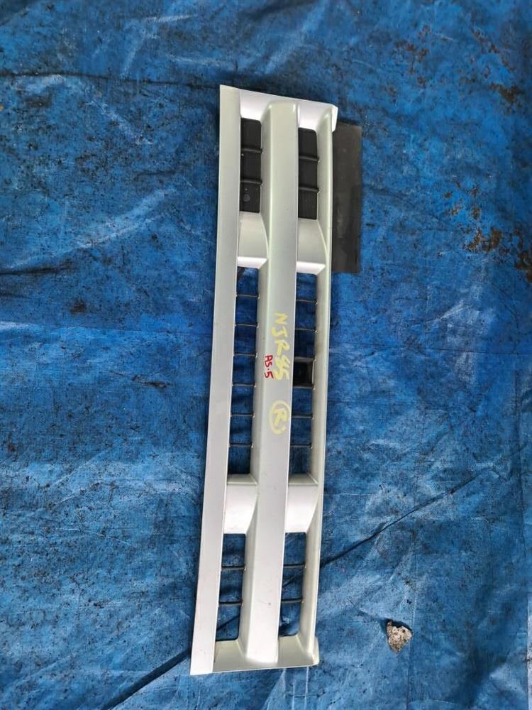 Решетка радиатора Исузу Эльф в Перми 228299