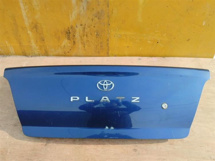 Крышка багажника Тойота Платц в Перми 50762