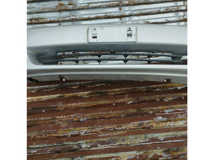 Решетка радиатора Тойота Платц в Перми 91565